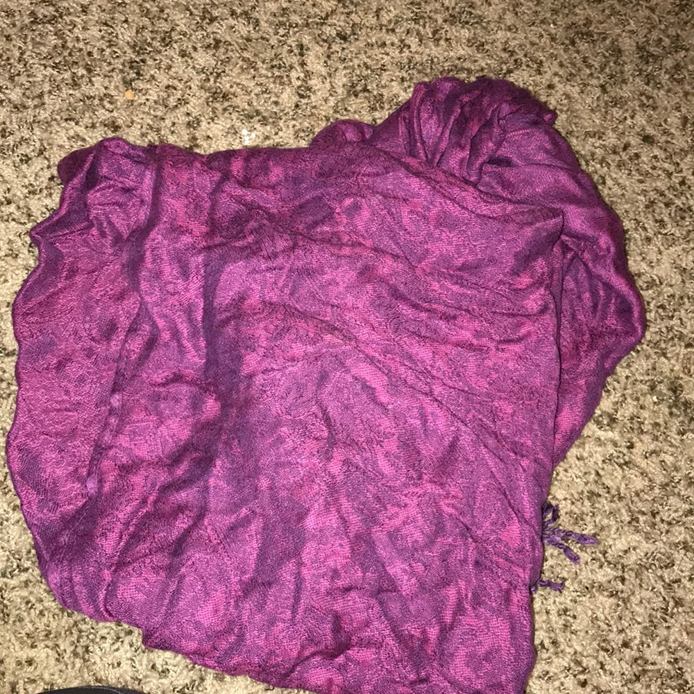 Purple pattern scarf